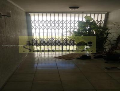 Casa para Venda, em Rio Claro, bairro Saude, 3 dormitrios, 2 banheiros, 1 sute