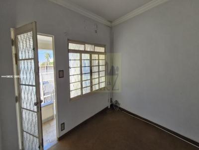 Casa para Venda, em Rio Claro, bairro Santa Cruz, 3 dormit�rios, 2 banheiros