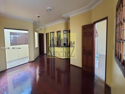 Casa para Venda, em Rio Claro, bairro Jardim S�O PAULO, 3 dormit�rios, 4 banheiros, 2 su�tes, 2 vagas
